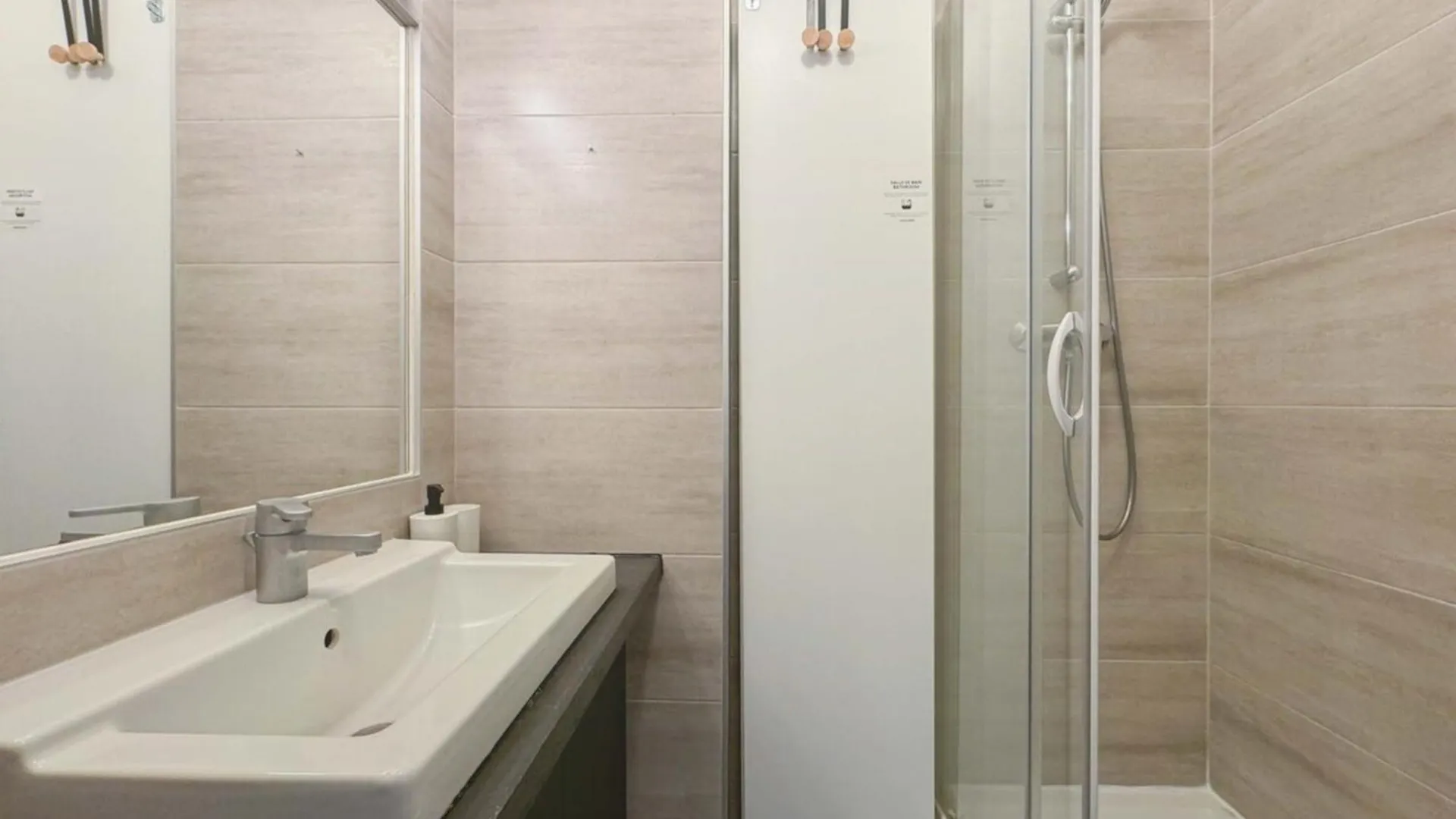 Flexliving - Room - Lamarck Paris 0*,